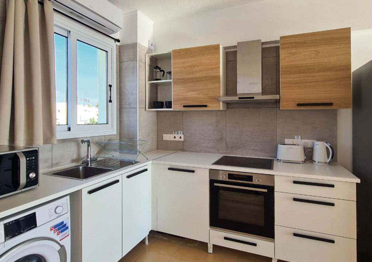 Phaedrus Living: Seaview Luxury Flat Paphinia 204 Apartment Paphos ภายนอก รูปภาพ